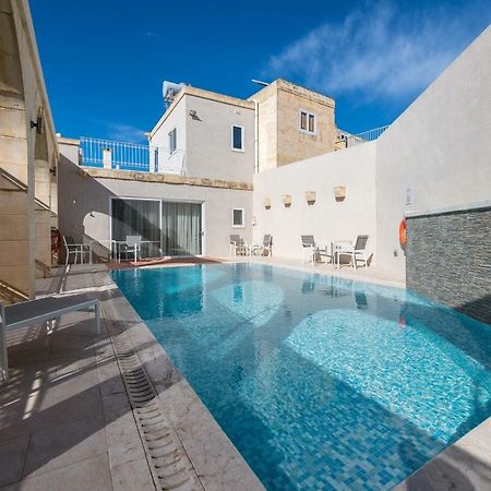 Zeppi'S Luxury Holiday Farmhouse With Private Pool Gharb  Exterior photo